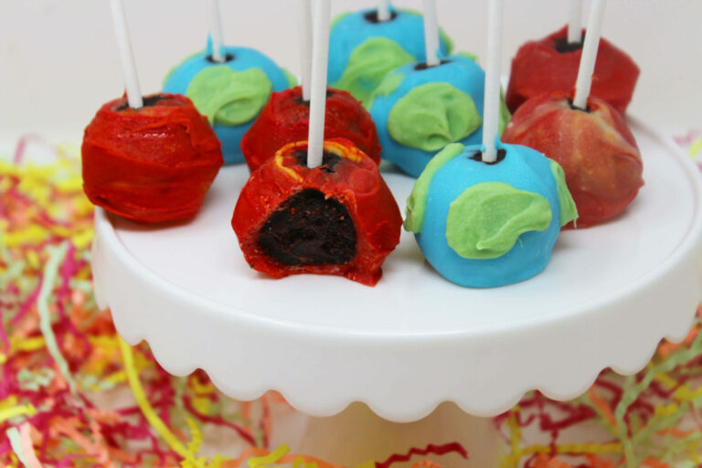 Planet Cake Pops