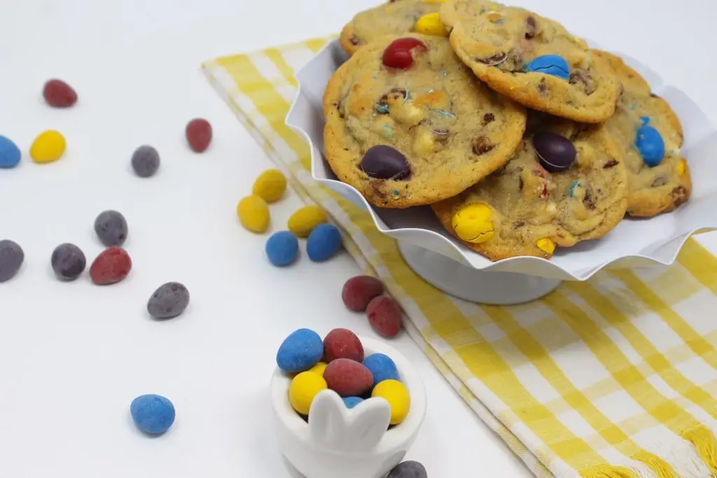 Chocolate Egg Cookies