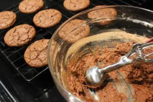 Scooping Cookies