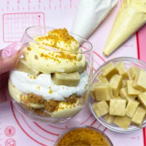 Lemonade Cups Baking Kit